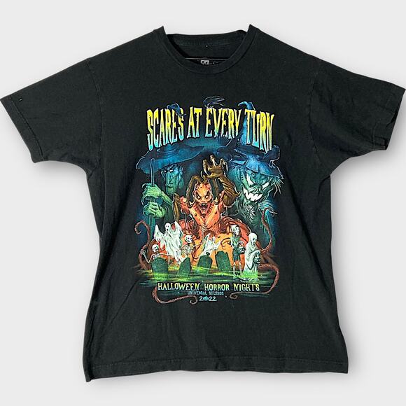 Halloween Horror Nights 2022 Scares at Every Turn T-Shirt Universal Studios L - Picture 1 of 7